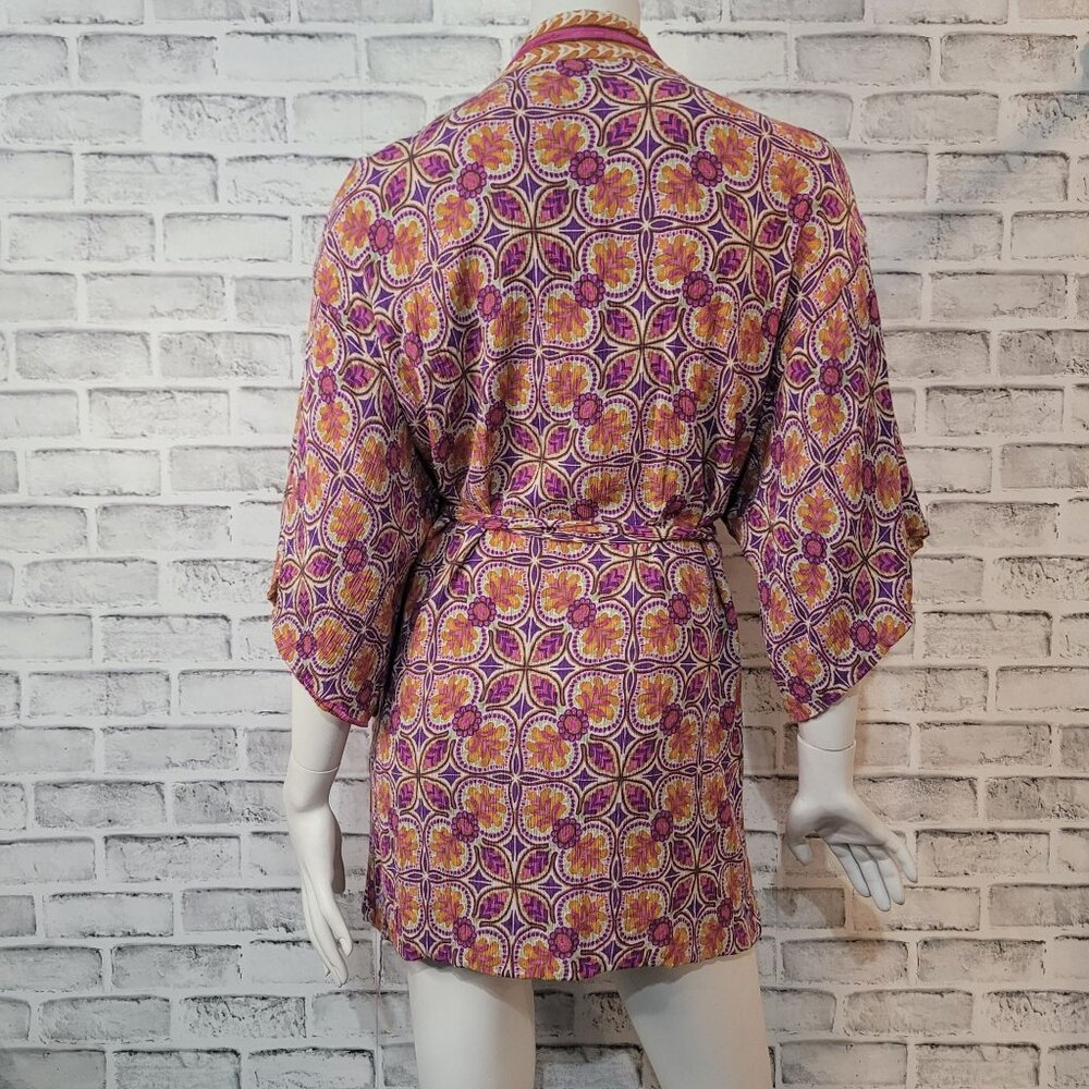 Haute Hippie Geometric Reversible Belted Kimono Pockets Size Medium - Picture 4 of 6